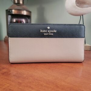 Kate Spade KC510 Madison Colorblock Tan Black Leather Bifold Wallet